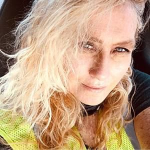 Meet your Posher, Shelly